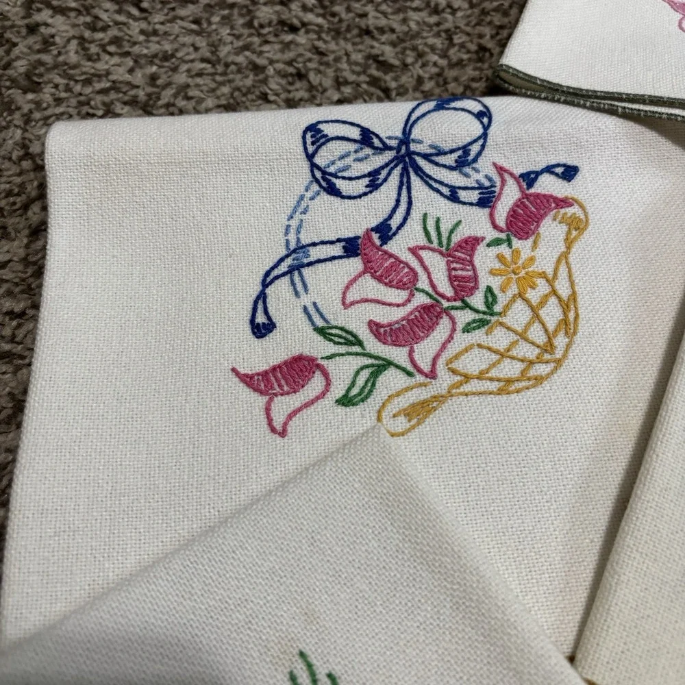 Set Of Six, Vintage Embroidered Napkins 3, Placemats 3 Floral Baskets